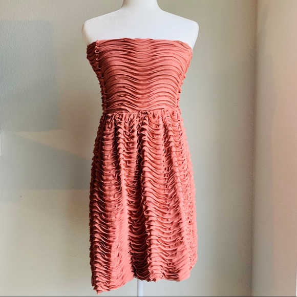 Zara Pleated strapless Mini Dress. Sz:L - Picture 2 of 7